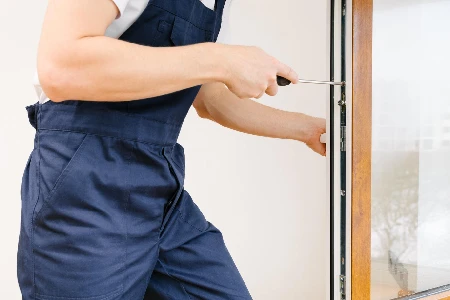 Commercial Glass Door Repair in West Pensacola