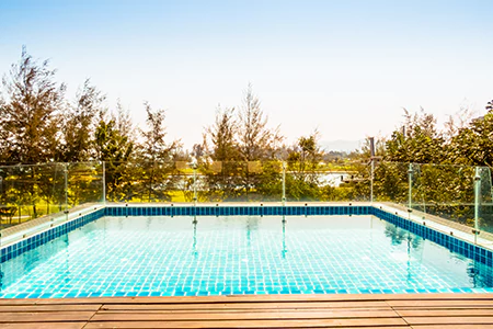 Cost of Glass Pool Fence Repair in West Pensacola